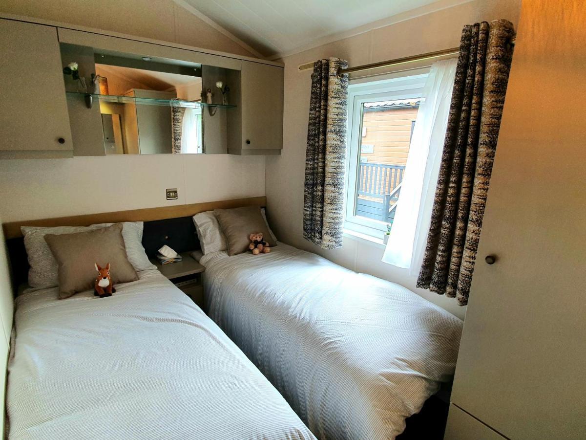 Grand Eagles Luxury Lodge, Auchterarder Perth Ngoại thất bức ảnh